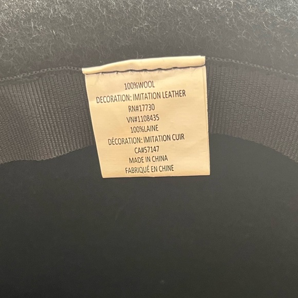 Target Black Wool Hat with Gold Chain - Picture 4 of 5